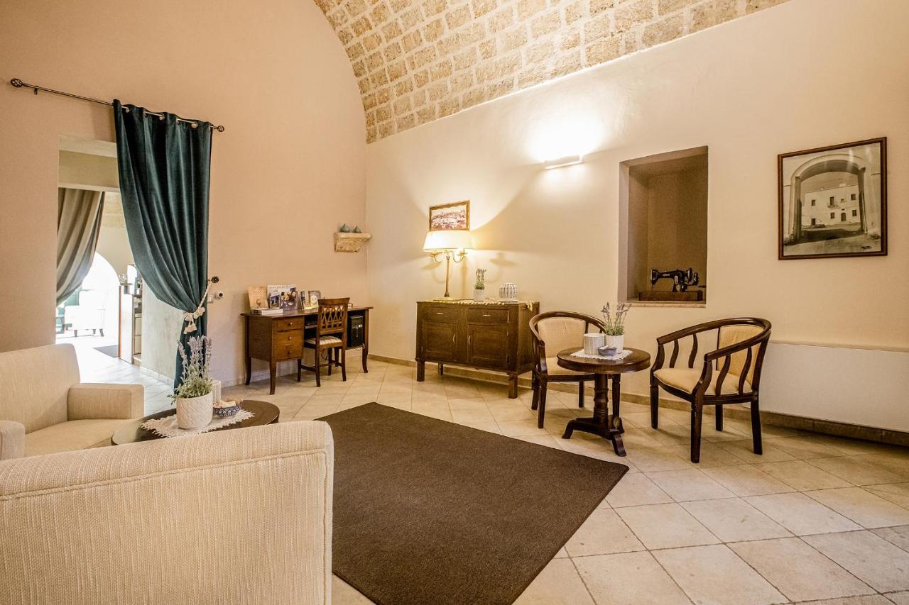 Laurito Resort & Spa Oria  Extérieur photo