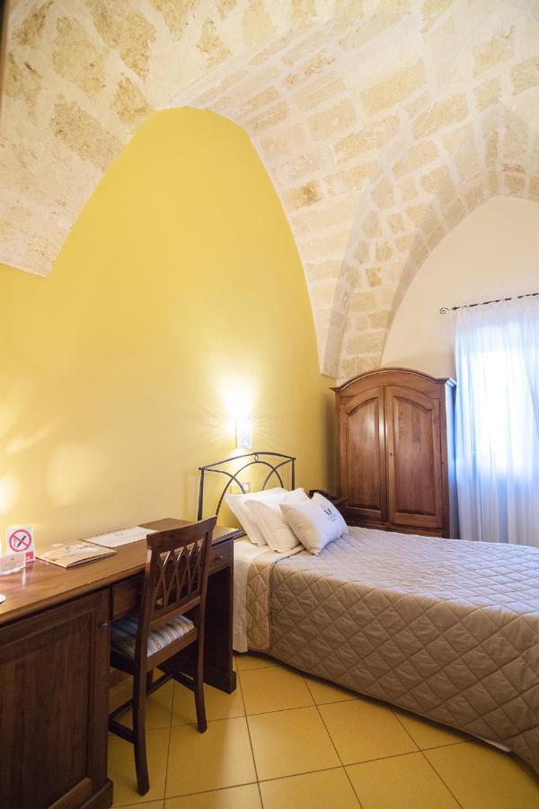 Laurito Resort & Spa Oria  Extérieur photo